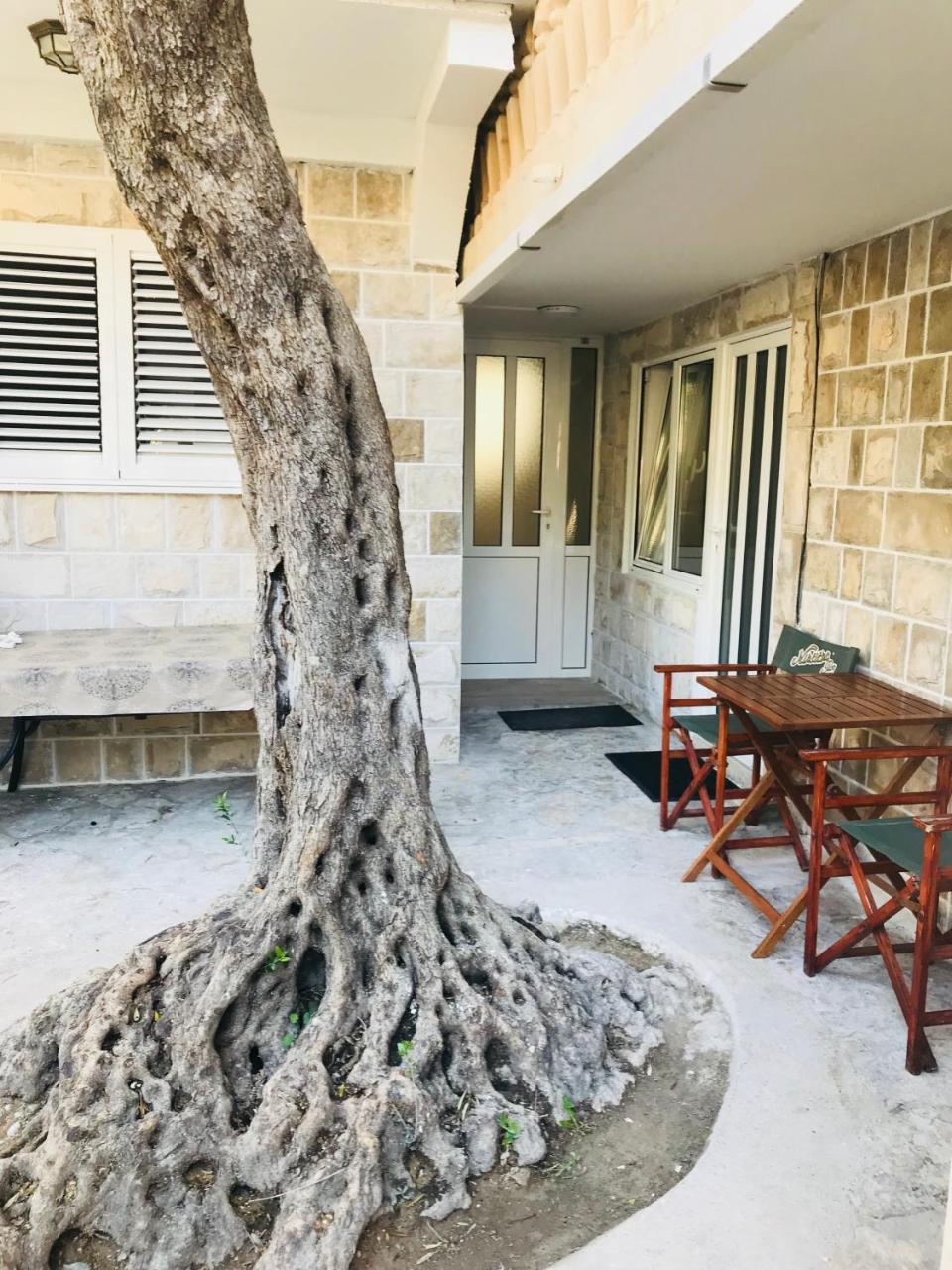 Guest House Ratko ラファイロヴィチ エクステリア 写真